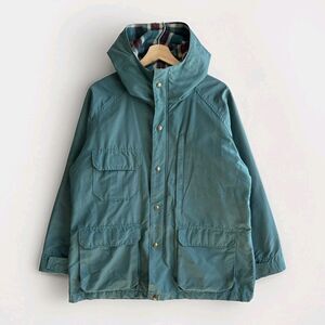 VTG The Woolrich Woman Barn Jacket XL Green Parka Plaid Wool Lined Hooded Coat